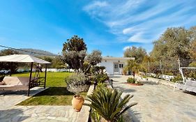 Archangelos Garden House
